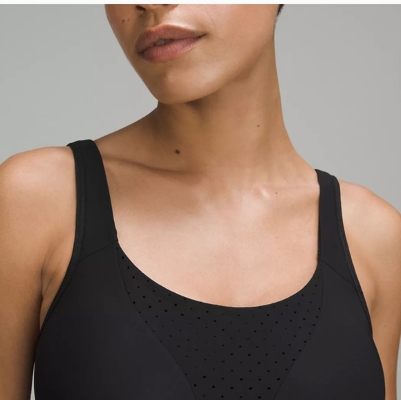 Lululemon Run Times High Support Bra in Black - Picture 2 of 11